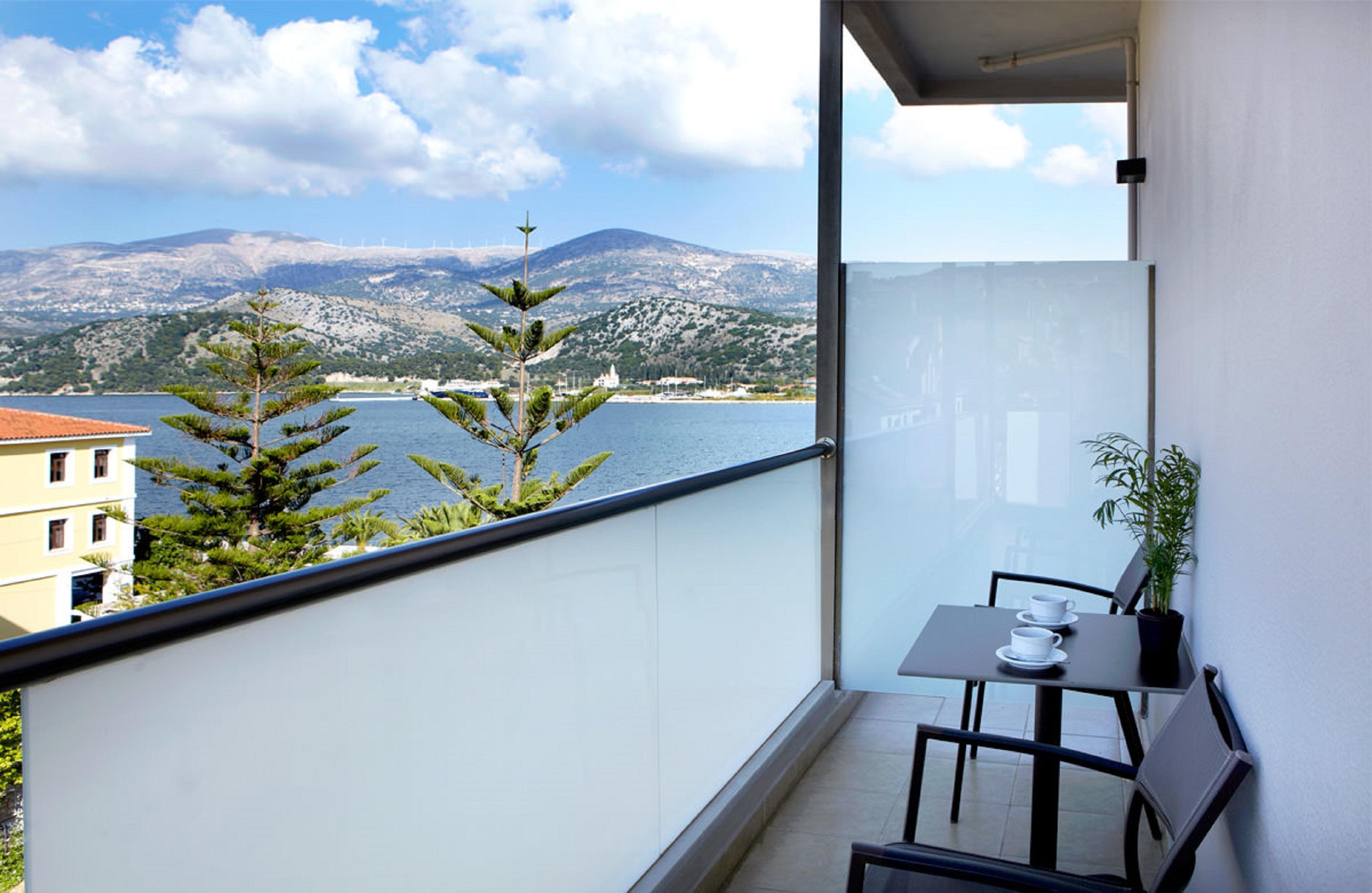 Mouikis Hotel Kefalonia อาร์กอสโตลี ภายนอก รูปภาพ