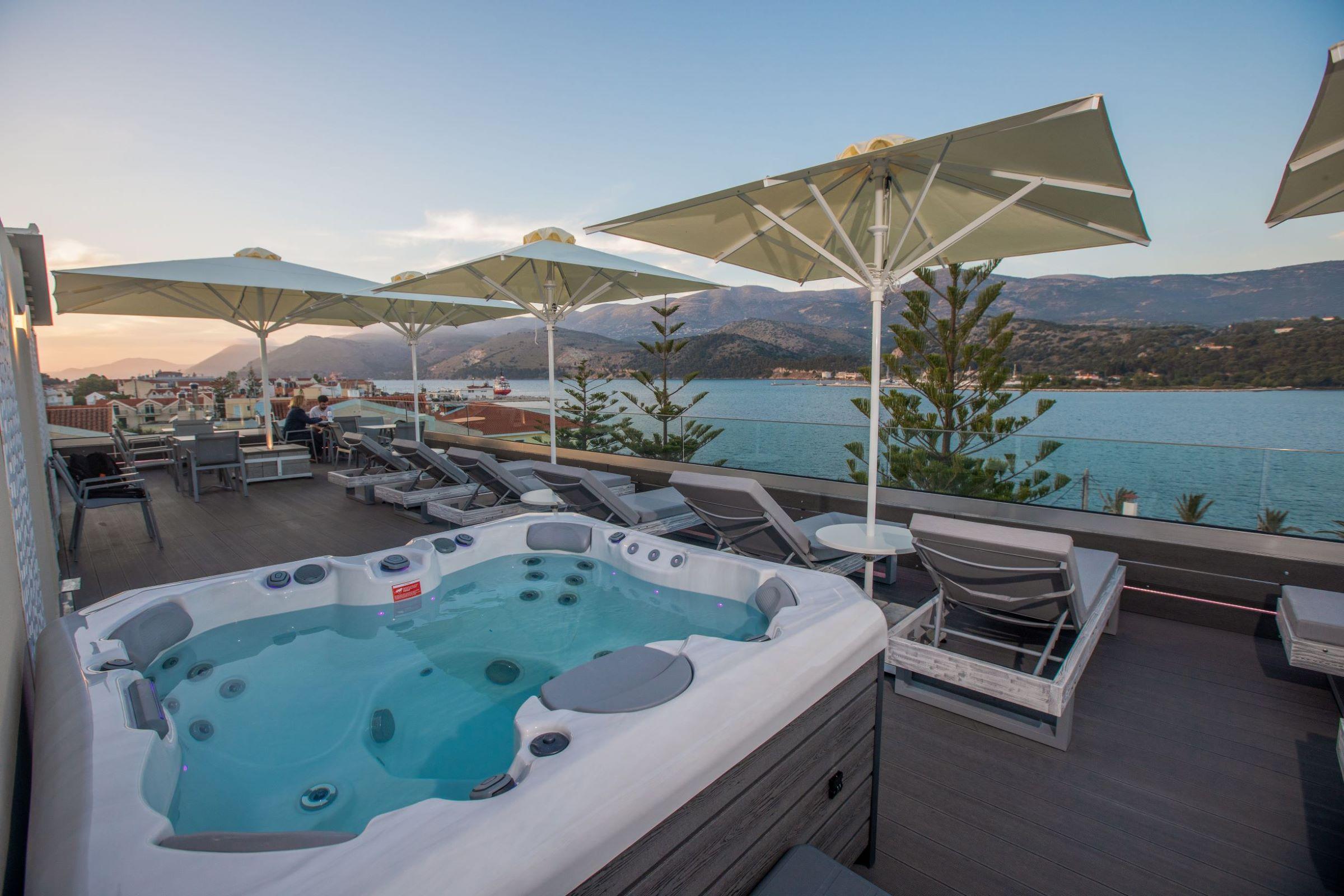 Mouikis Hotel Kefalonia อาร์กอสโตลี ภายนอก รูปภาพ