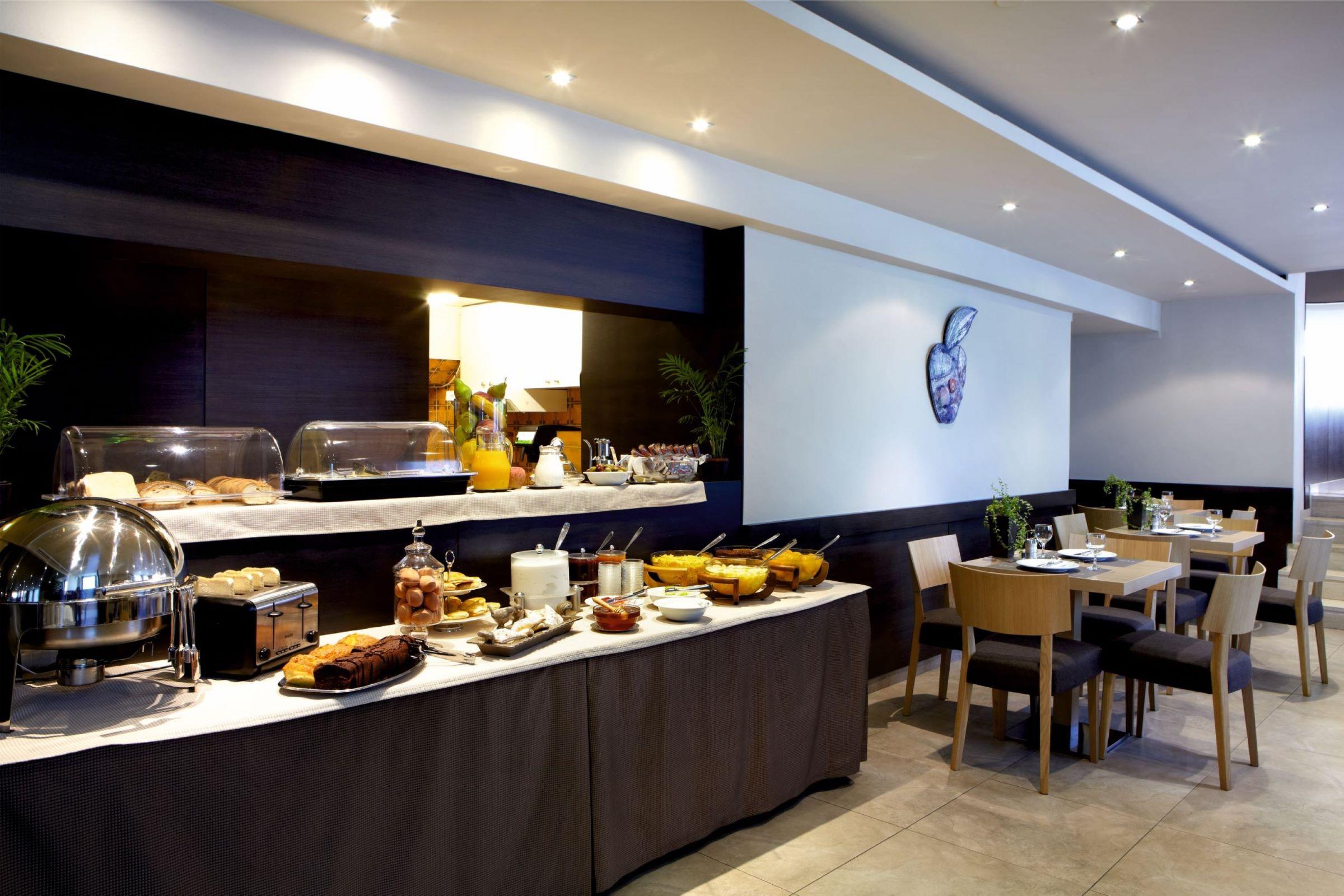 Mouikis Hotel Kefalonia อาร์กอสโตลี ภายนอก รูปภาพ